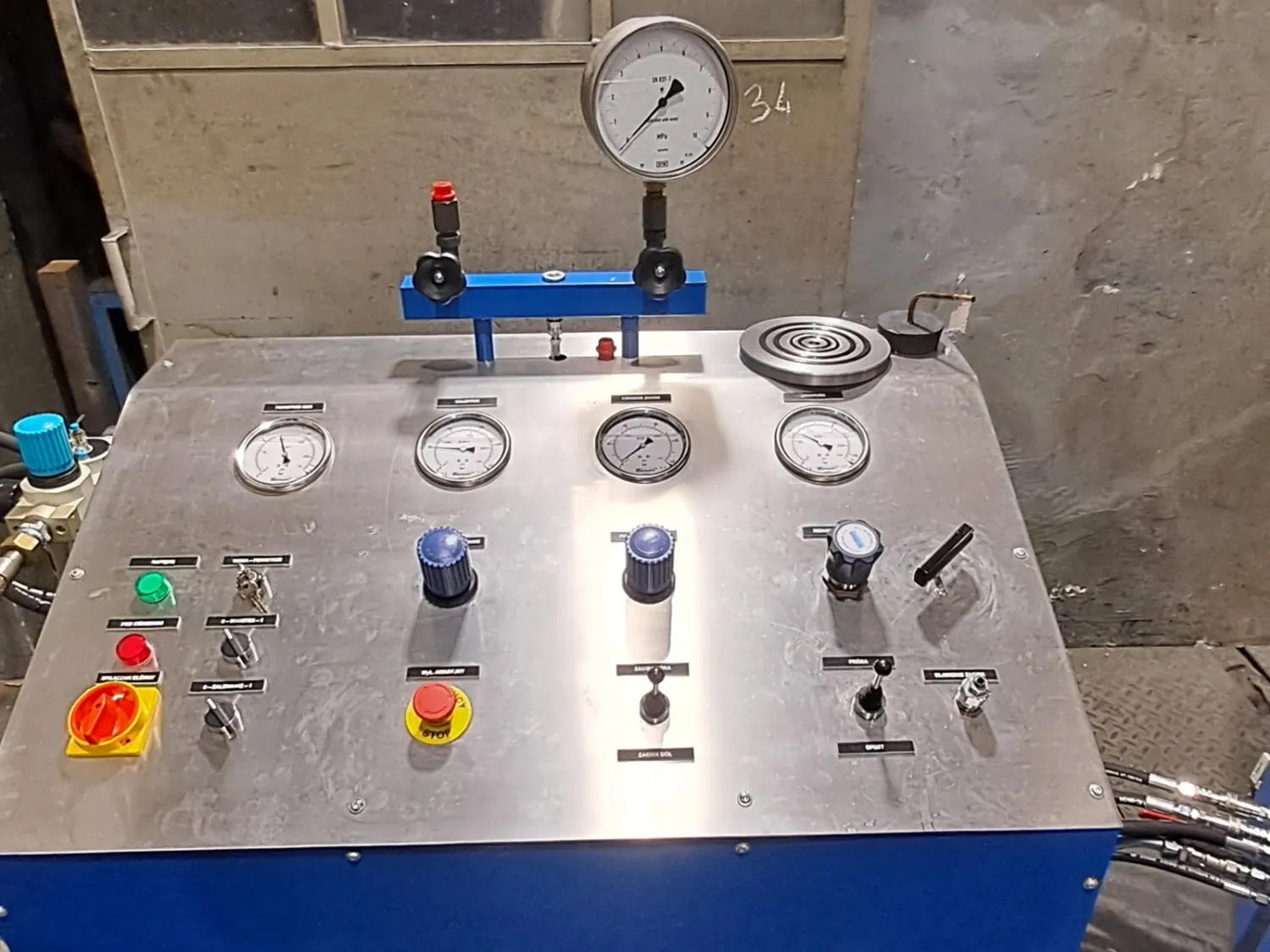 instalacje hydrauliczno-przemyslowe
